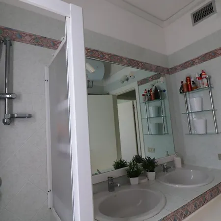 Veronica's House Дом отдыха *
